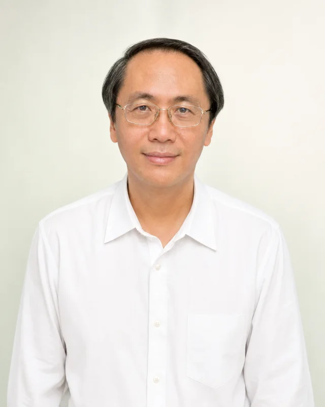 Foto Dr. James Khoo